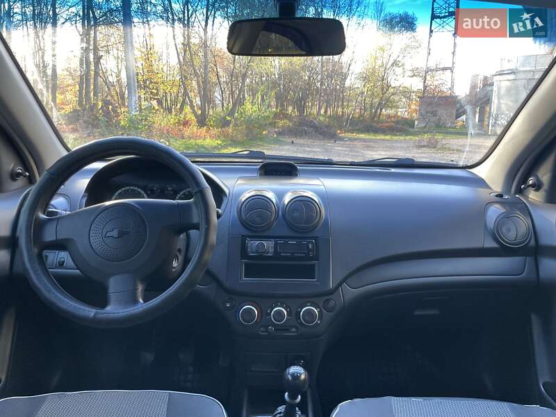 Седан Chevrolet Aveo 2006 в Ивано-Франковске