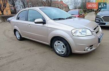 Седан Chevrolet Aveo 2008 в Яворове