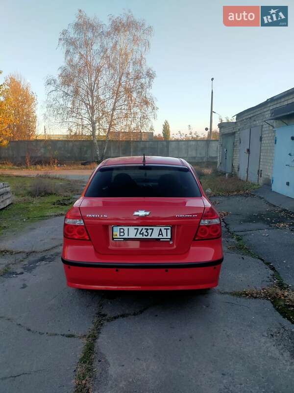 Седан Chevrolet Aveo 2008 в Кременчуге