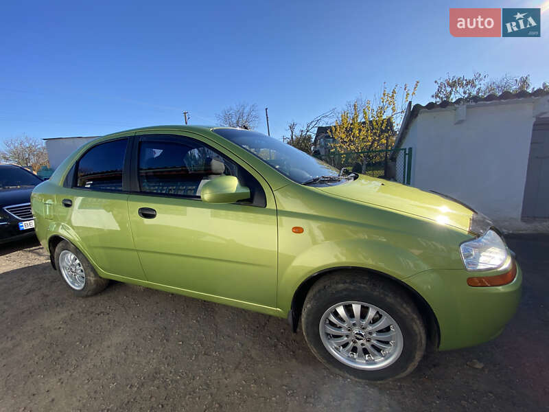 Седан Chevrolet Aveo 2005 в Николаеве фото 12 Седан Chevrolet Aveo 2005 в Николаеве