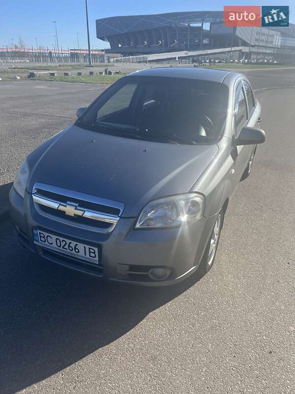 Седан Chevrolet Aveo 2009 в Львове