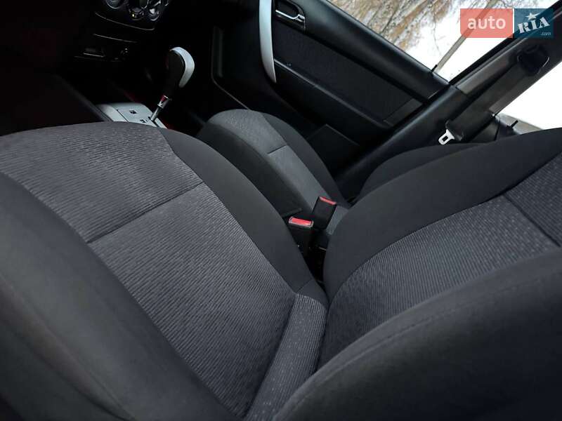 Седан Chevrolet Aveo 2011 в Охтирці