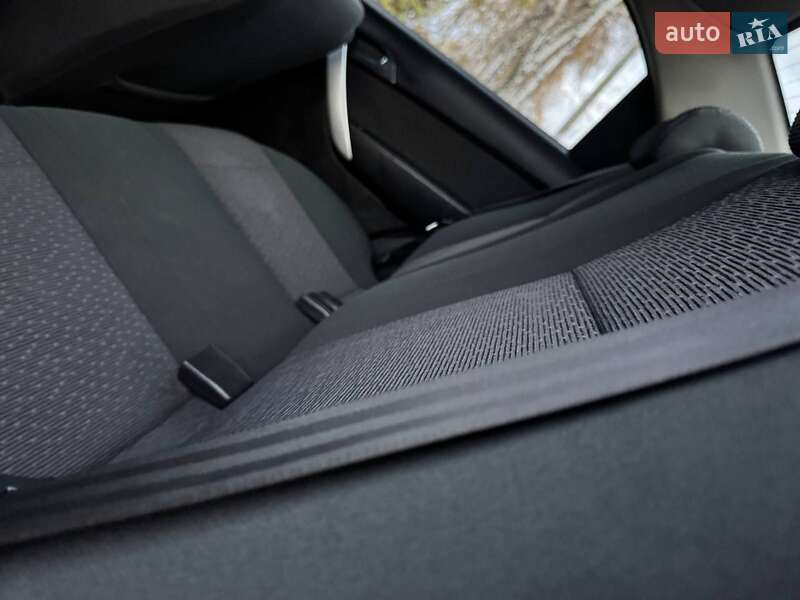 Седан Chevrolet Aveo 2011 в Охтирці