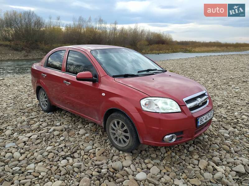 Седан Chevrolet Aveo 2008 в Калуше