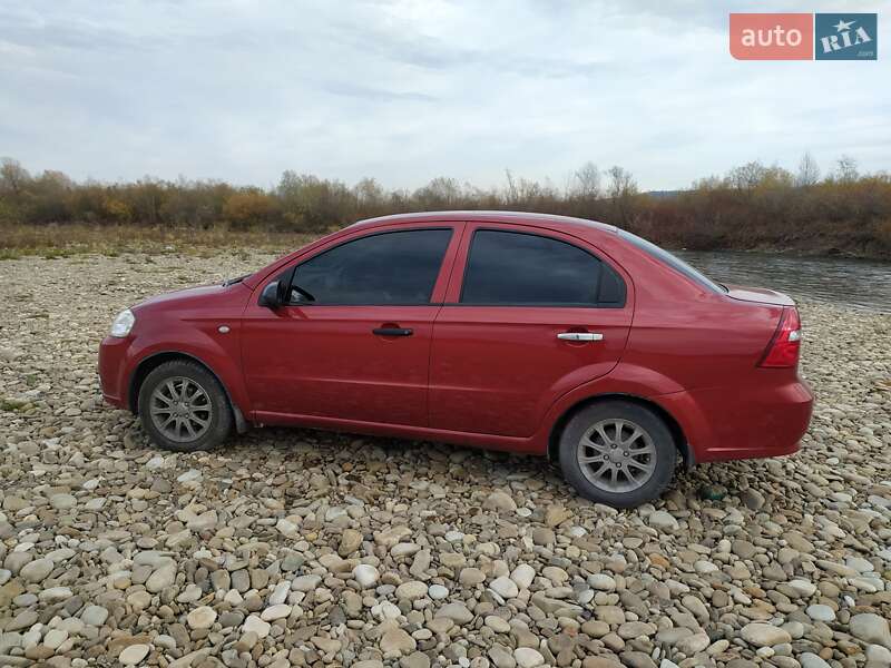 Седан Chevrolet Aveo 2008 в Калуше