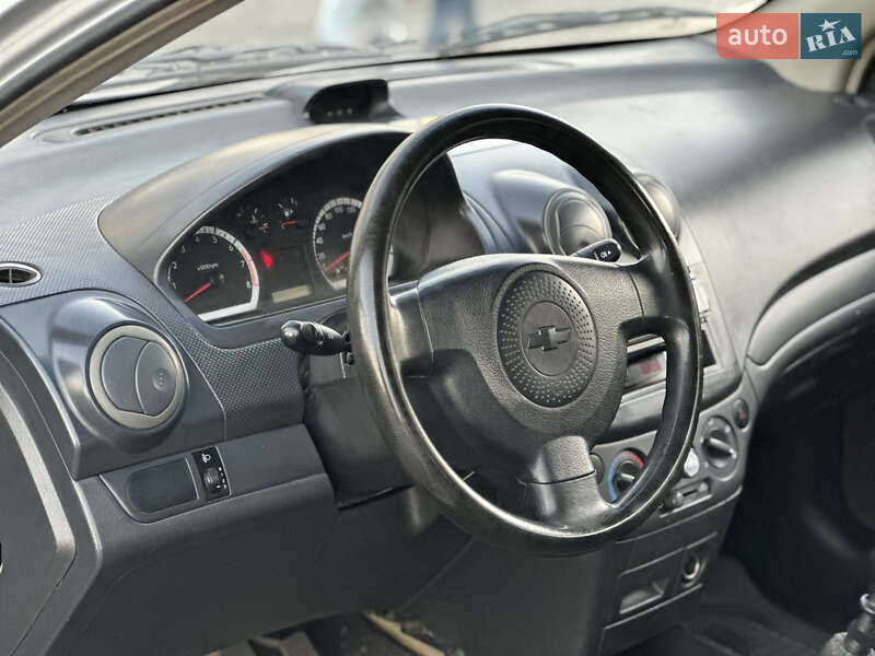 Седан Chevrolet Aveo 2006 в Одессе