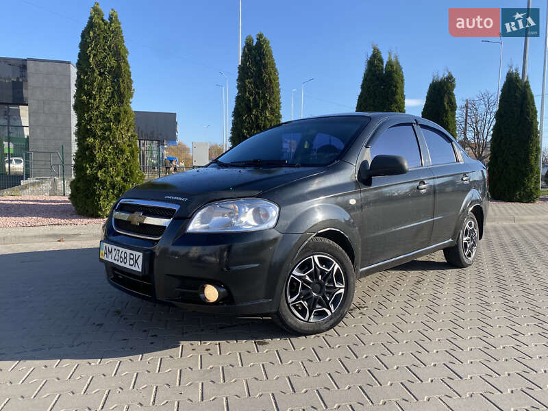 Седан Chevrolet Aveo 2008 в Житомире