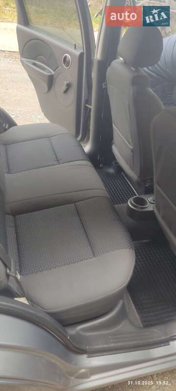 Хэтчбек Chevrolet Aveo 2007 в Житомире фото 9 Хэтчбек Chevrolet Aveo 2007 в Житомире