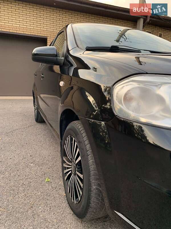 Седан Chevrolet Aveo 2007 в Кривом Роге фото 25 Седан Chevrolet Aveo 2007 в Кривом Роге