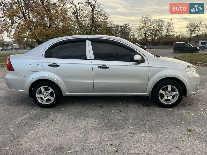 Седан Chevrolet Aveo 2006 в Днепре фото 6 Седан Chevrolet Aveo 2006 в Днепре