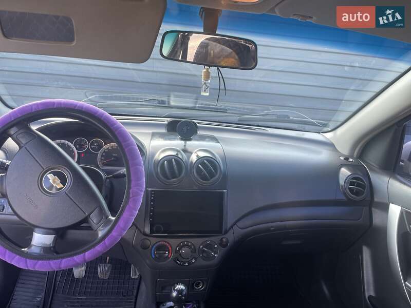 Седан Chevrolet Aveo 2007 в Люботине