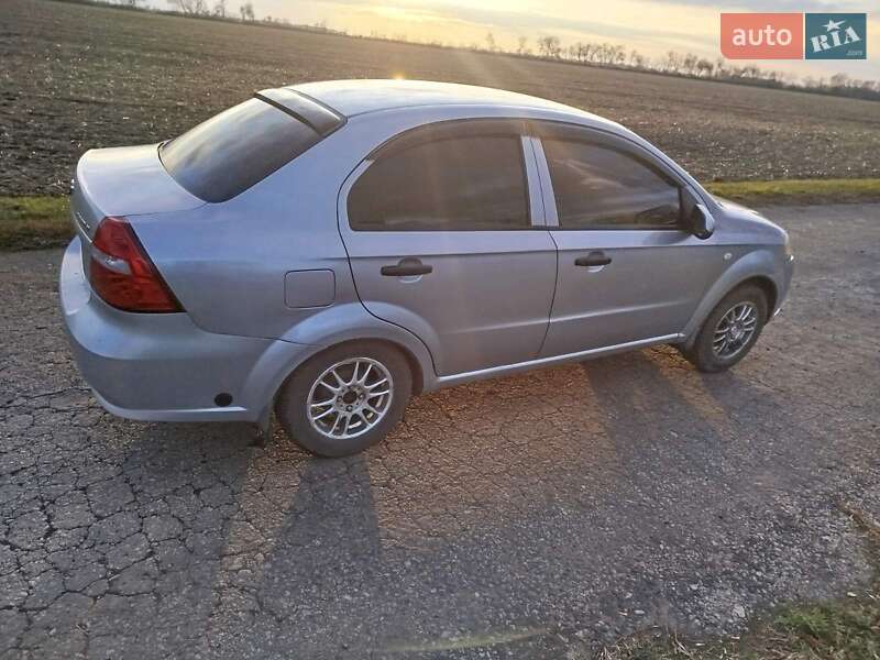 Седан Chevrolet Aveo 2008 в Днепре фото 3 Седан Chevrolet Aveo 2008 в Днепре