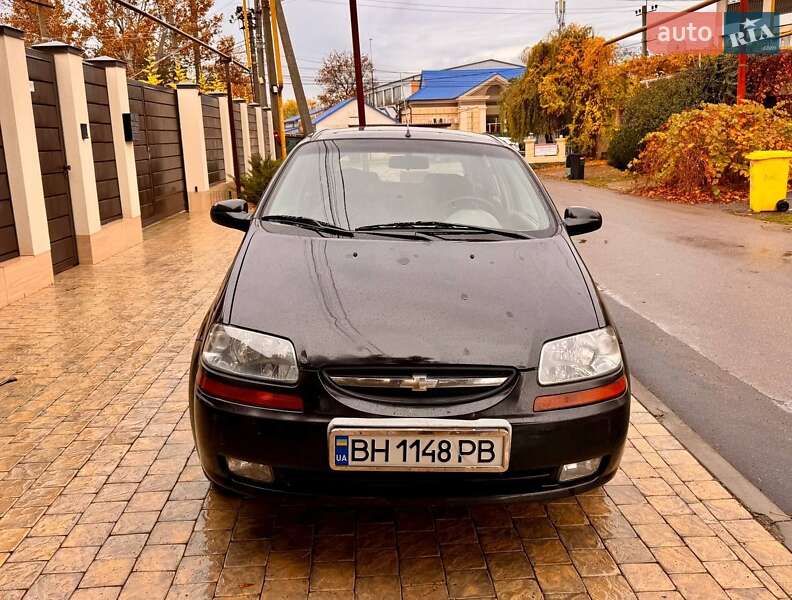 Хэтчбек Chevrolet Aveo 2005 в Одессе фото 5 Хэтчбек Chevrolet Aveo 2005 в Одессе