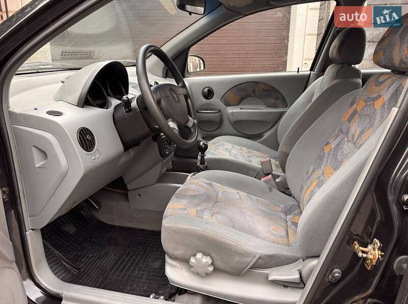 Хэтчбек Chevrolet Aveo 2005 в Одессе фото 12 Хэтчбек Chevrolet Aveo 2005 в Одессе