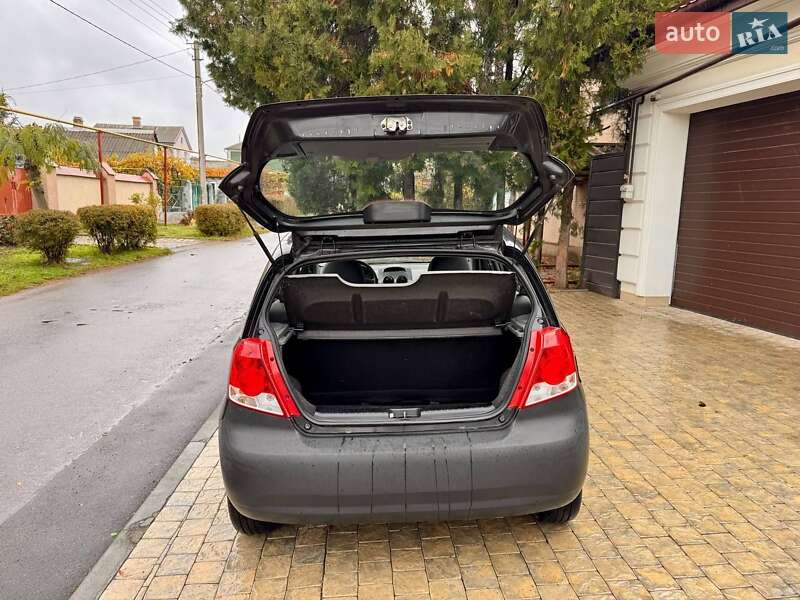 Хэтчбек Chevrolet Aveo 2005 в Одессе фото 31 Хэтчбек Chevrolet Aveo 2005 в Одессе