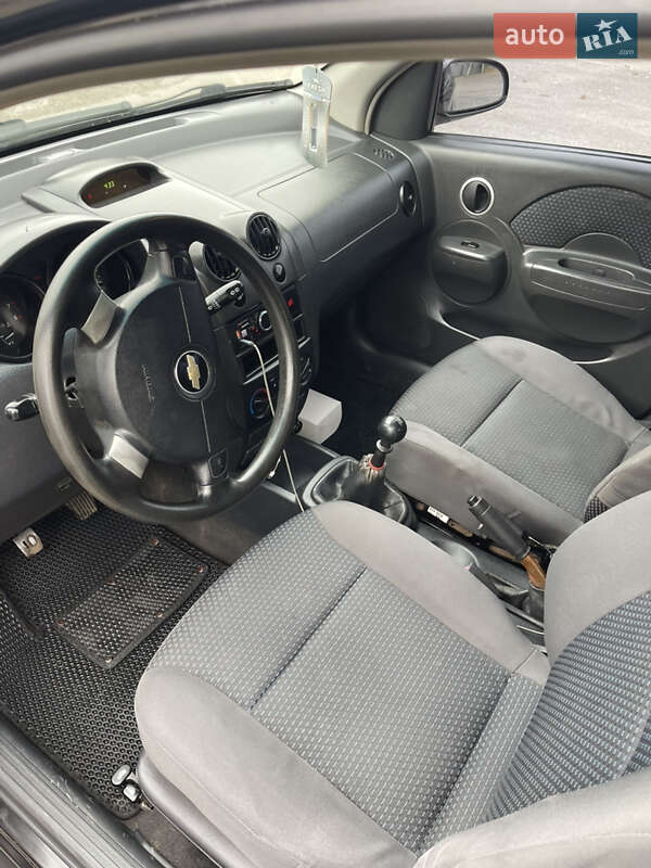 Хэтчбек Chevrolet Aveo 2008 в Первомайске фото 8 Хэтчбек Chevrolet Aveo 2008 в Первомайске