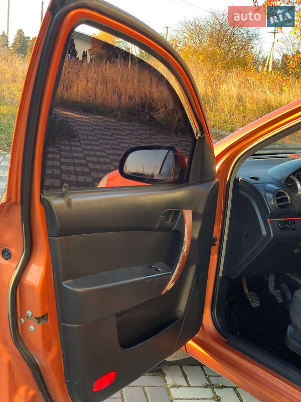 Седан Chevrolet Aveo 2006 в Буске фото 5 Седан Chevrolet Aveo 2006 в Буске