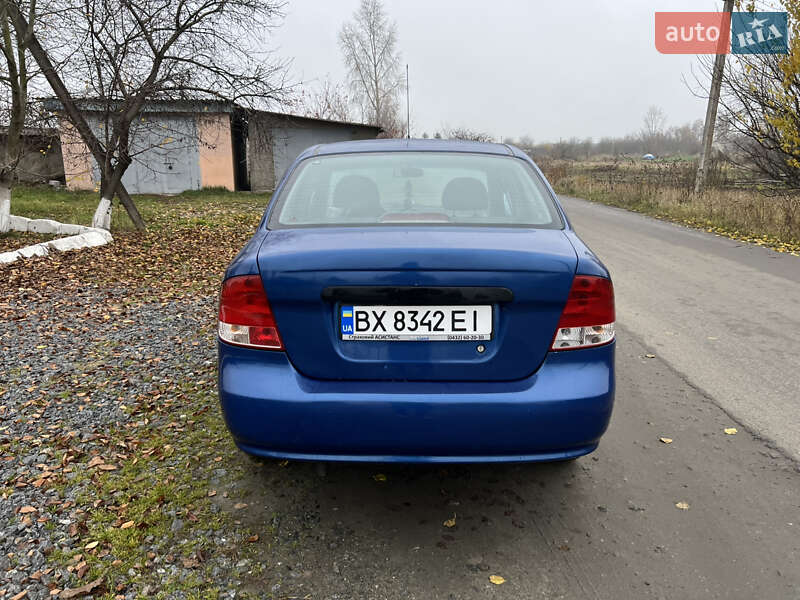 Седан Chevrolet Aveo 2005 в Изяславе