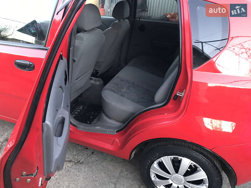 Хэтчбек Chevrolet Aveo 2004 в Надворной фото 11 Хэтчбек Chevrolet Aveo 2004 в Надворной