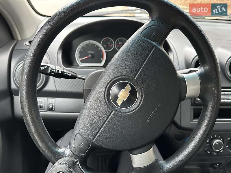 Седан Chevrolet Aveo 2007 в Желтых Водах