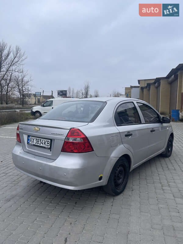 Седан Chevrolet Aveo 2008 в Харькове