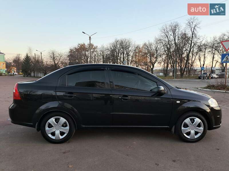Седан Chevrolet Aveo 2007 в Шостке