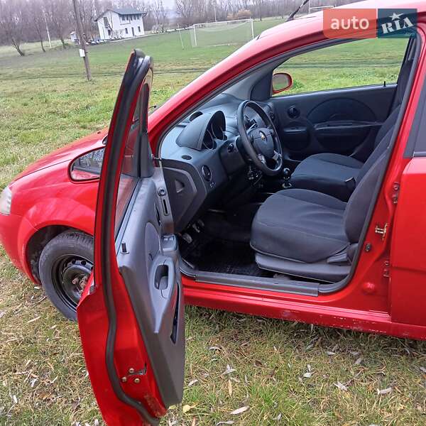 Хэтчбек Chevrolet Aveo 2006 в Великой Березовице