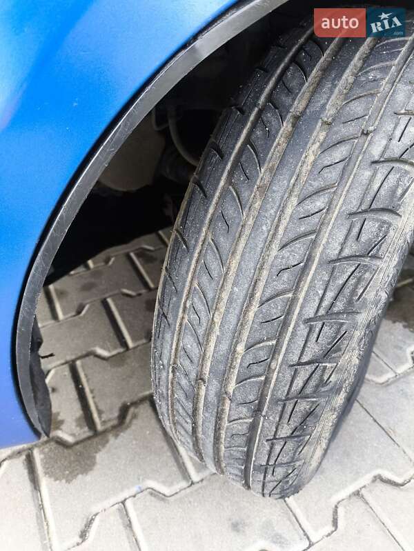 Седан Chevrolet Aveo 2008 в Кривом Роге