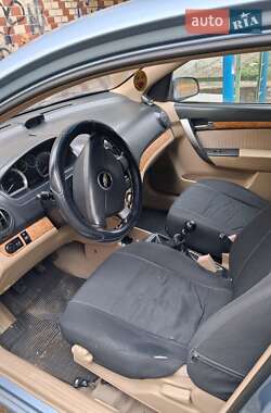Седан Chevrolet Aveo 2007 в Львові