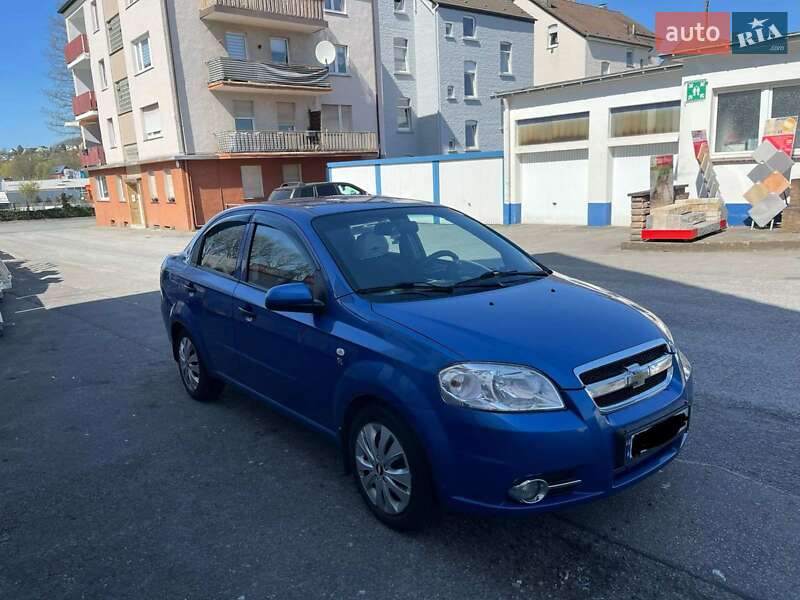 Седан Chevrolet Aveo 2008 в Полтаве