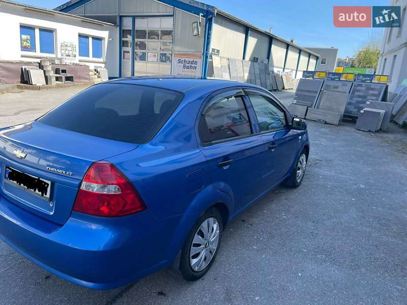 Седан Chevrolet Aveo 2008 в Полтаве
