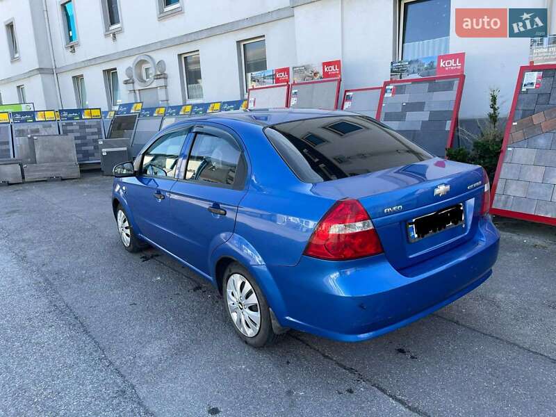 Седан Chevrolet Aveo 2008 в Полтаве