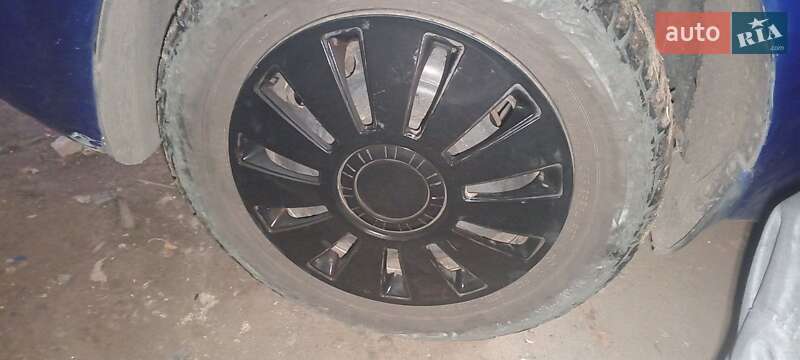 Хэтчбек Chevrolet Aveo 2005 в Люботине фото 13 Хэтчбек Chevrolet Aveo 2005 в Люботине