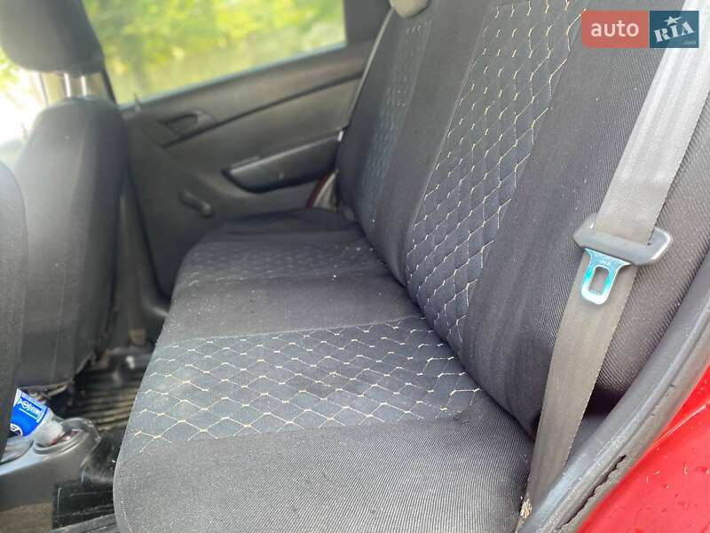 Седан Chevrolet Aveo 2006 в Миколаєві