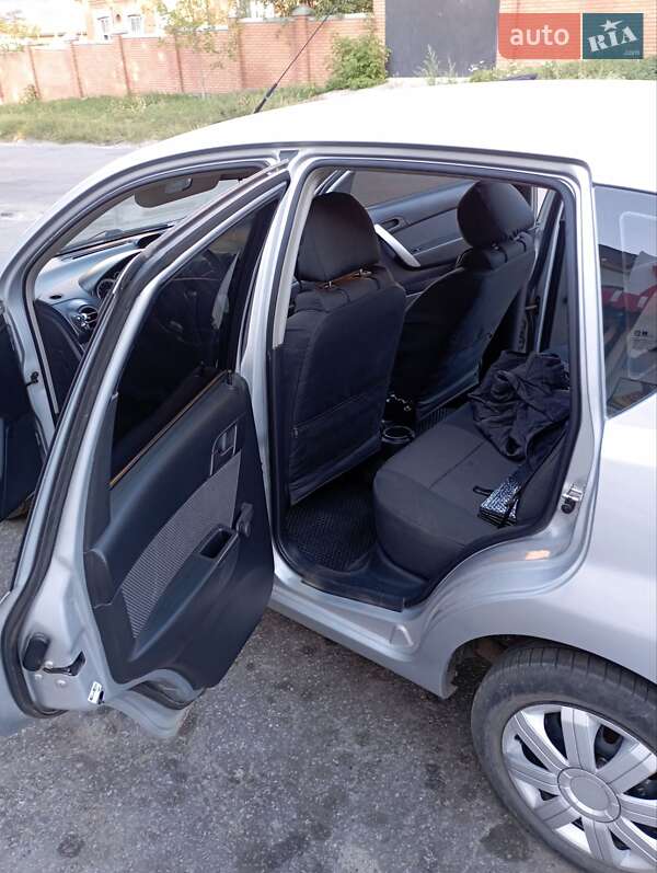 Хэтчбек Chevrolet Aveo 2009 в Харькове