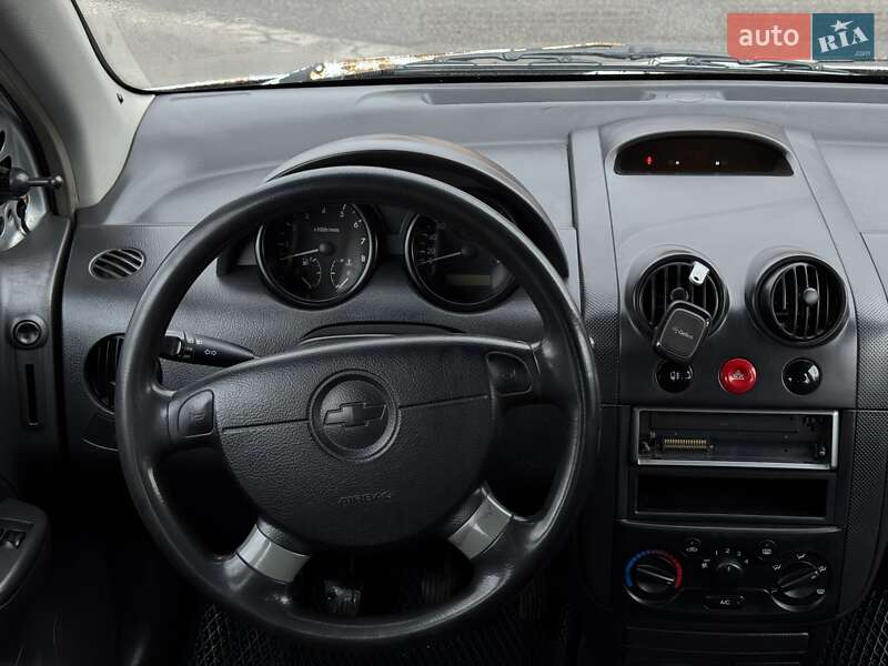 Седан Chevrolet Aveo 2005 в Білій Церкві