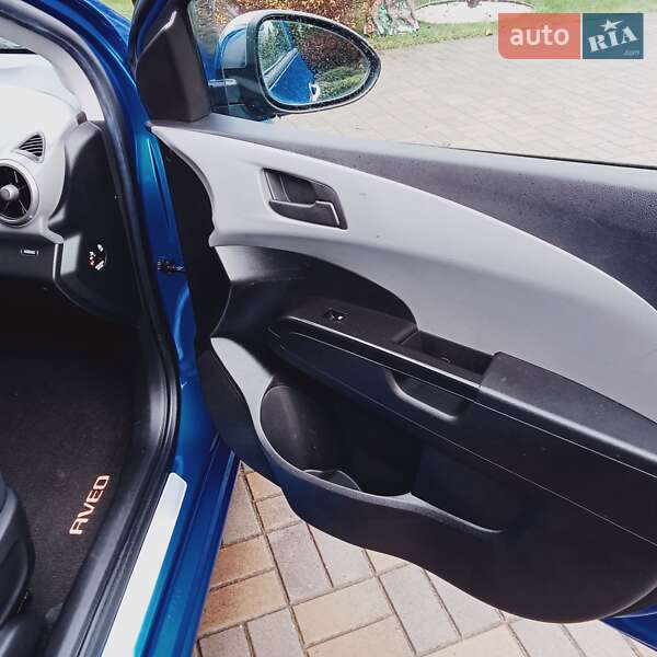 Хэтчбек Chevrolet Aveo 2012 в Луцке фото 19 Хэтчбек Chevrolet Aveo 2012 в Луцке