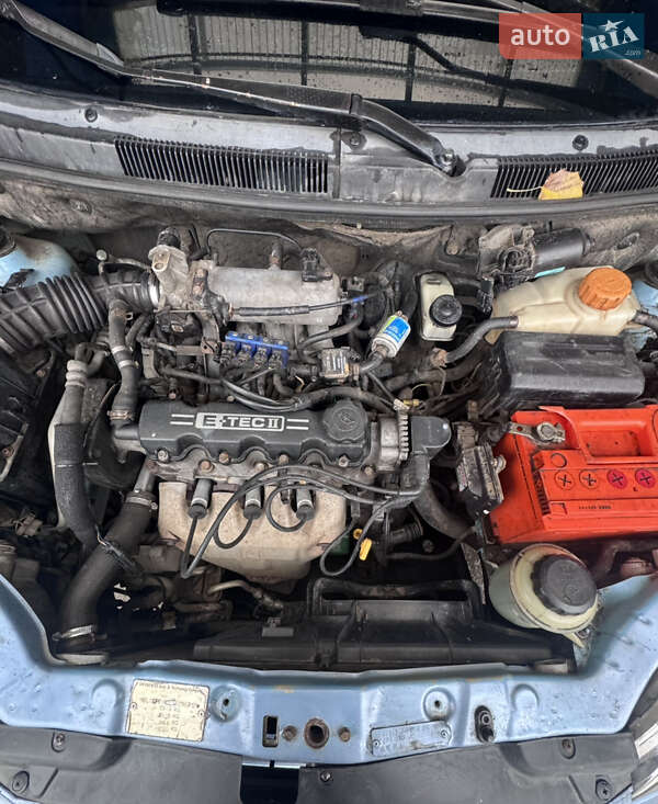 Седан Chevrolet Aveo 2004 в Дніпрі фото 10 Седан Chevrolet Aveo 2004 в Дніпрі