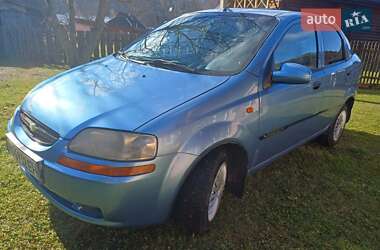 Седан Chevrolet Aveo 2005 в Косове