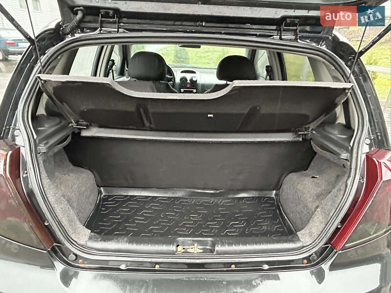 Хэтчбек Chevrolet Aveo 2007 в Малине