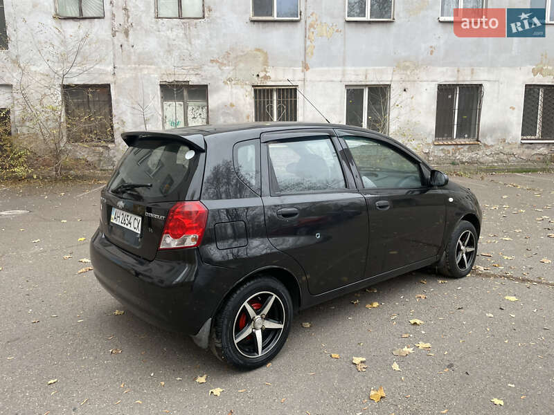 Хетчбек Chevrolet Aveo 2008 в Кривому Розі фото 9 Хетчбек Chevrolet Aveo 2008 в Кривому Розі