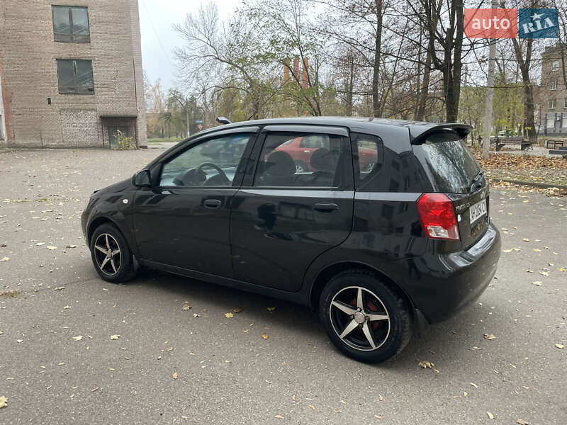 Хетчбек Chevrolet Aveo 2008 в Кривому Розі фото 5 Хетчбек Chevrolet Aveo 2008 в Кривому Розі