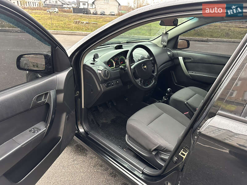 Седан Chevrolet Aveo 2007 в Києві