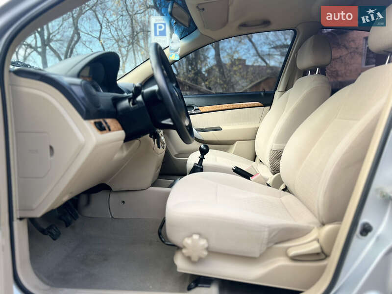Седан Chevrolet Aveo 2007 в Николаеве фото 12 Седан Chevrolet Aveo 2007 в Николаеве