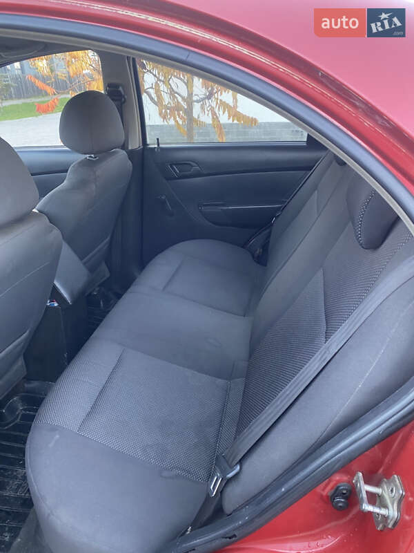 Седан Chevrolet Aveo 2008 в Чорткове