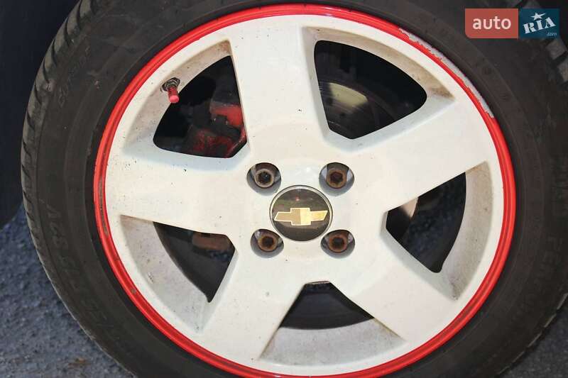 Седан Chevrolet Aveo 2006 в Києві фото 9 Седан Chevrolet Aveo 2006 в Києві
