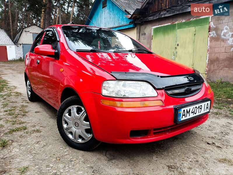Седан Chevrolet Aveo 2004 в Житомире