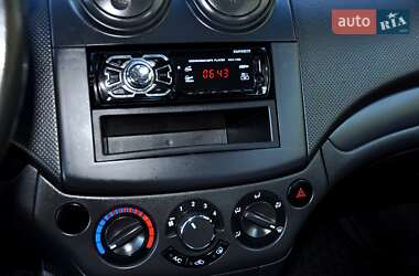Хэтчбек Chevrolet Aveo 2008 в Львове
