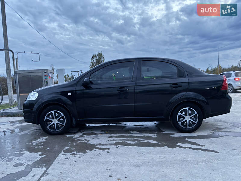 Седан Chevrolet Aveo 2008 в Кам'янець-Подільському
