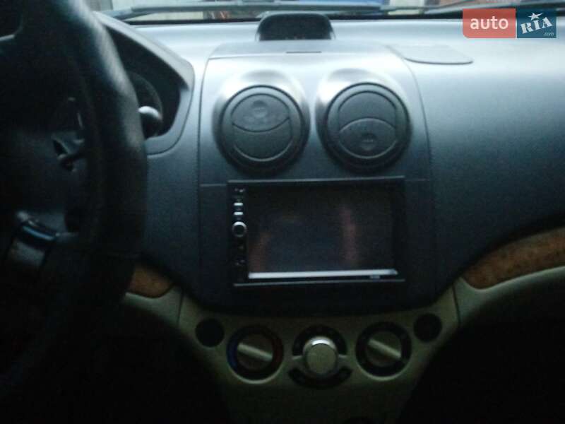 Седан Chevrolet Aveo 2008 в Сокирянах